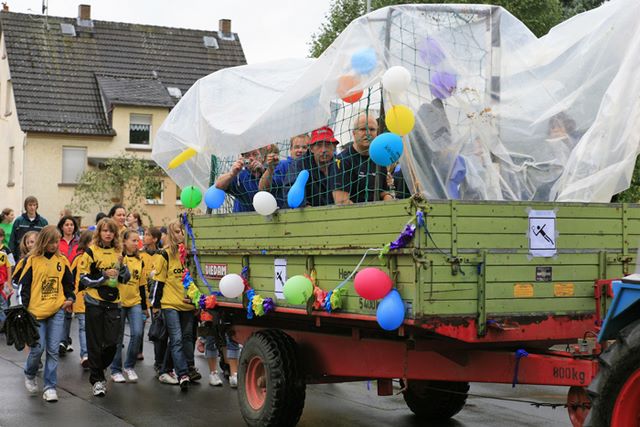 festzug_160.jpg festzug_160.jpg