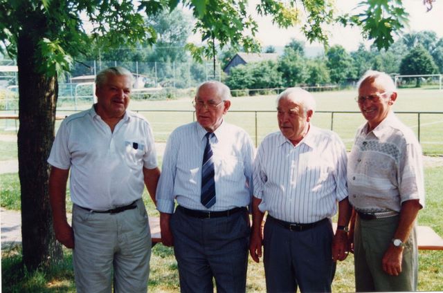 130____1995_5_80.jpg