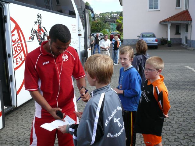 kickersoffenbach__13_.jpg kickersoffenbach__13_.jpg