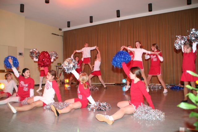 gymnastikshow__16_.jpg gymnastikshow__16_.jpg